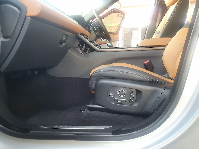 Westgate Auto Detailers & Car Wash - Photo 3